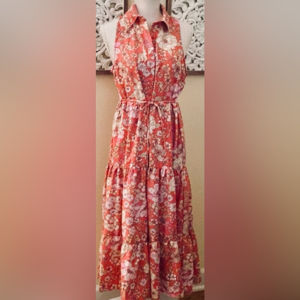 Band of Gypsies Collective Tiered Button Front Midi Dress in Peach Floral size L